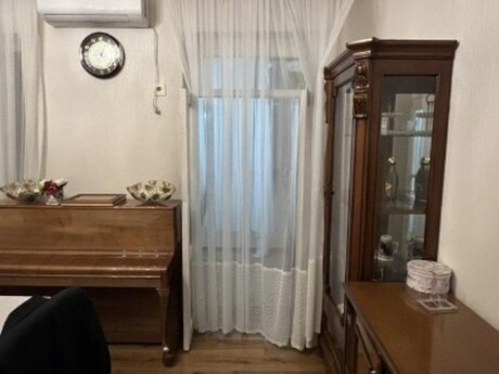 2 otaqlı köhnə tikili - Bayıl q. - 66 m²
