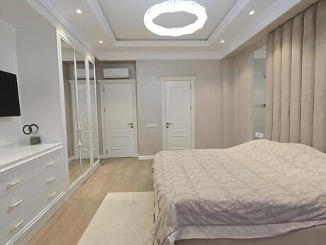 4 otaqlı yeni tikili - Ağ şəhər q. - 180 m²