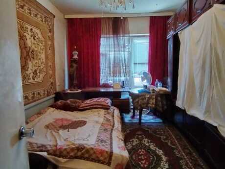 4 otaqlı köhnə tikili - 9-cu mikrorayon q. - 110 m²