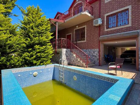 6 otaqlı həyət evi/bağ evi - Buzovna q. - 250 m²