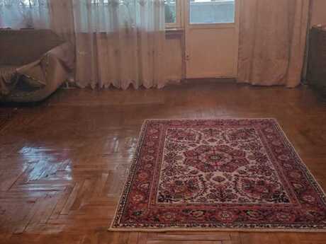 3 otaqlı köhnə tikili - Gənclik m. - 85 m²