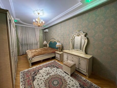 3 otaqlı yeni tikili - 8 Noyabr m. - 135 m²