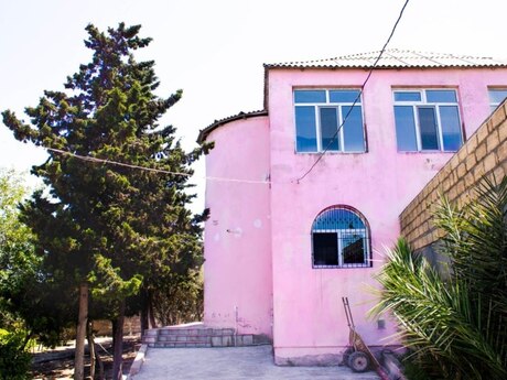 6 otaqlı həyət evi/bağ evi - Sumqayıt - 210 m²