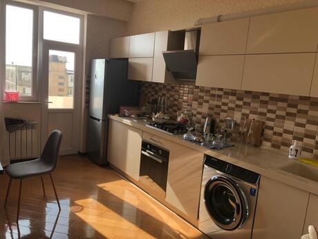 2 otaqlı yeni tikili - Suraxanı r. - 70 m²