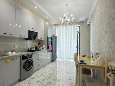 2 otaqlı yeni tikili - Böyükşor q. - 100 m²