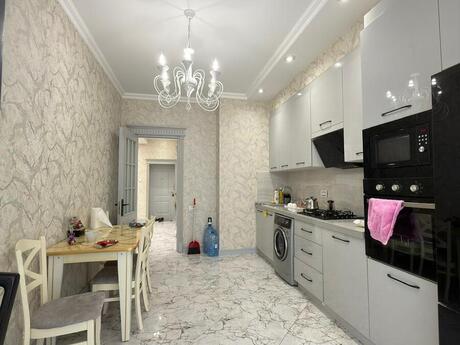 2 otaqlı yeni tikili - Böyükşor q. - 100 m²
