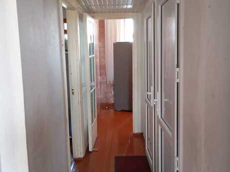 3 otaqlı köhnə tikili - Hövsan q. - 67 m²