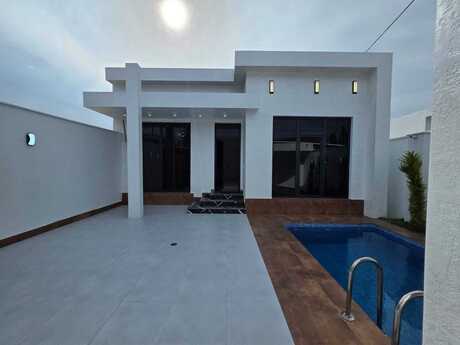 4 otaqlı həyət evi/bağ evi - Mərdəkan q. - 110 m²