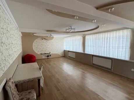 6 otaqlı həyət evi/bağ evi - Zaqatala - 300 m²