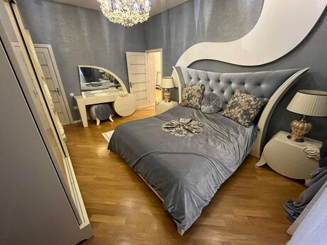 3 otaqlı yeni tikili - Şah İsmayıl Xətai m. - 150 m²
