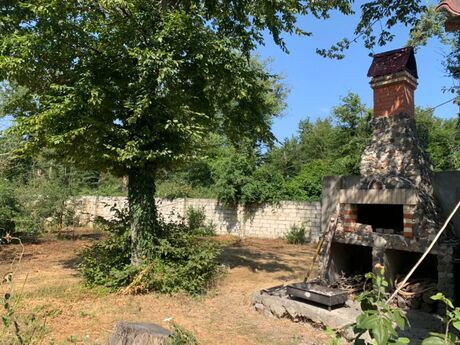 9 otaqlı həyət evi/bağ evi - Xaçmaz - 250 m²