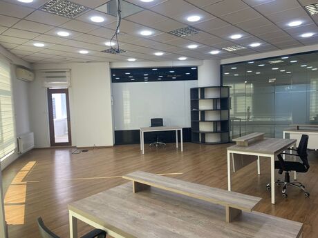 Obyekt - 28 May m. - 70 m²