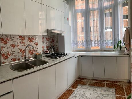 3 otaqlı yeni tikili - 8 Noyabr m. - 95 m²
