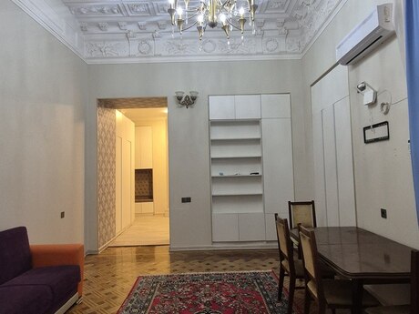 2 otaqlı köhnə tikili - Sahil m. - 60 m²