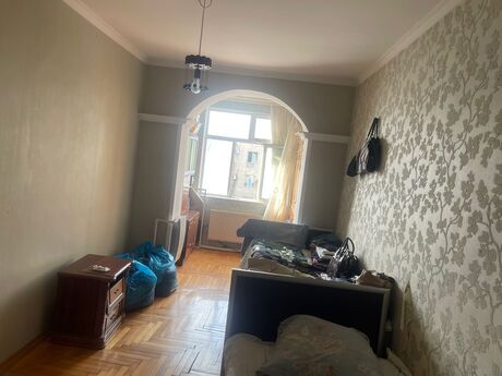 3 otaqlı köhnə tikili - Nəriman Nərimanov m. - 85 m²