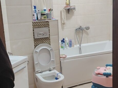 5 otaqlı köhnə tikili - Nəsimi r. - 110 m²