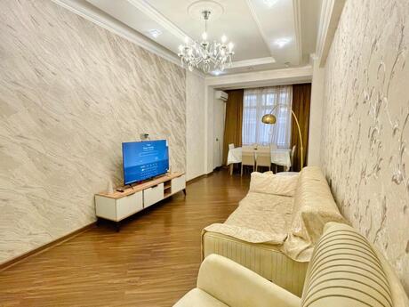 3 otaqlı yeni tikili - 28 May m. - 115 m²