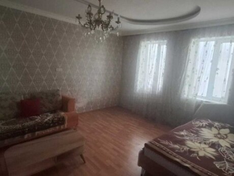 3 otaqlı həyət evi/bağ evi - 28 May m. - 110 m²