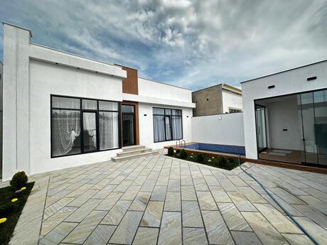 4 otaqlı həyət evi/bağ evi - Şüvəlan q. - 140 m²