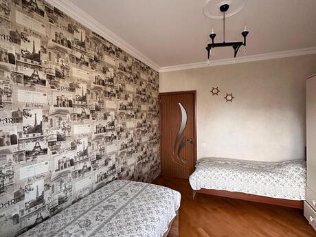 3 otaqlı köhnə tikili - Memar Əcəmi m. - 80 m²