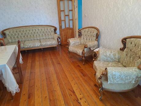 2 otaqlı köhnə tikili - Azadlıq Prospekti m. - 70 m²