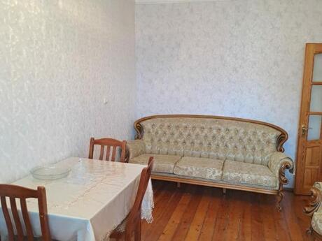 2 otaqlı köhnə tikili - Azadlıq Prospekti m. - 70 m²