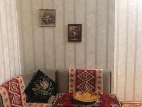 1 otaqlı köhnə tikili - Nizami m. - 40 m²