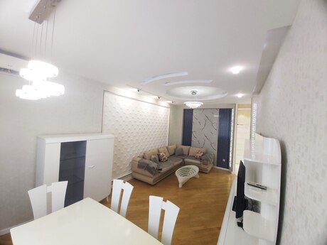 3 otaqlı yeni tikili - Nizami m. - 115 m²