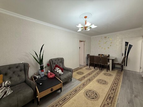 2 otaqlı köhnə tikili - Xalqlar Dostluğu m. - 50 m²