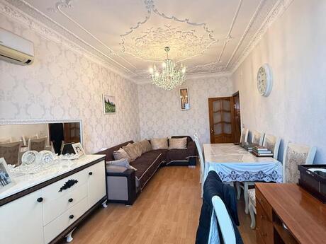 4 otaqlı köhnə tikili - Yeni Yasamal q. - 115 m²