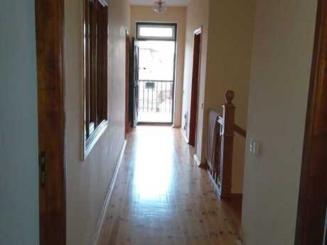6-комн. дом/дача - пос. Бадамдар - 300 м²