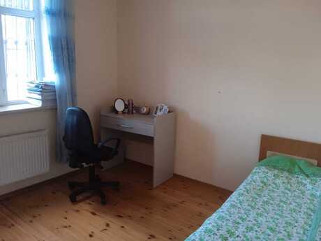 6-комн. дом/дача - пос. Бадамдар - 300 м²