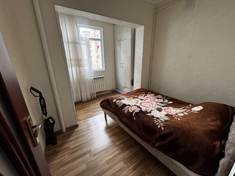 2 otaqlı köhnə tikili - Əhmədli m. - 45 m²