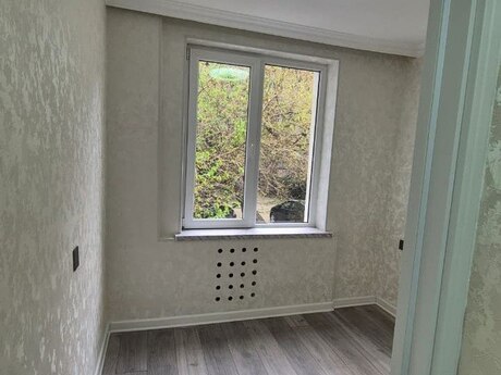 2 otaqlı köhnə tikili - İnşaatçılar m. - 40 m²