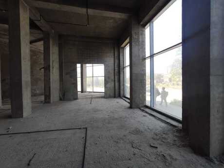 Obyekt - Ağ şəhər q. - 270 m²
