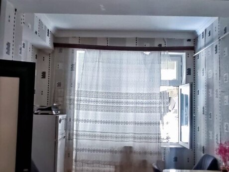 2 otaqlı köhnə tikili - Lökbatan q. - 73 m²