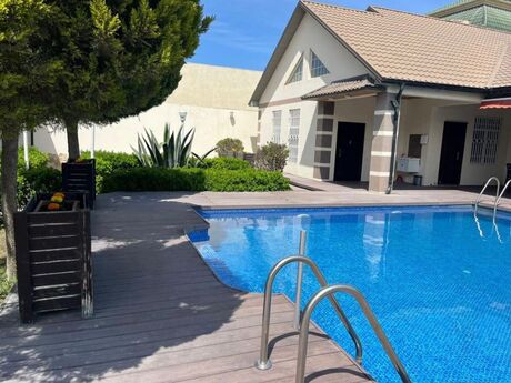 4 otaqlı həyət evi/bağ evi - Şimal DRES q. - 140 m²