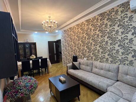 4 otaqlı yeni tikili - İnşaatçılar m. - 140 m²