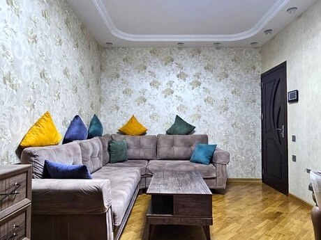 3 otaqlı köhnə tikili - Həzi Aslanov m. - 90 m²