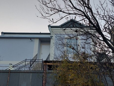 6 otaqlı həyət evi/bağ evi - Badamdar q. - 110 m²