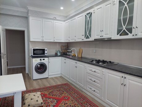 3 otaqlı yeni tikili - Sumqayıt - 140 m²