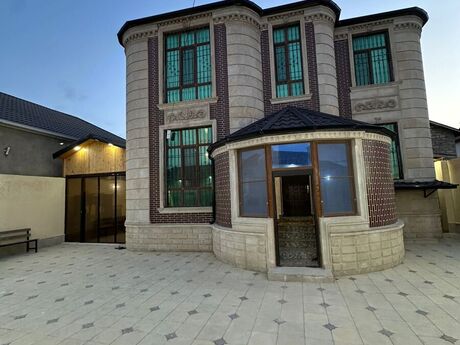 5 otaqlı həyət evi/bağ evi - Binə q. - 250 m²