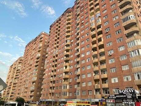 3 otaqlı yeni tikili - İnşaatçılar m. - 119 m²