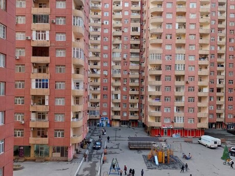 3 otaqlı yeni tikili - İnşaatçılar m. - 119 m²