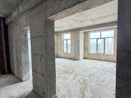 3 otaqlı yeni tikili - Nizami m. - 148 m²