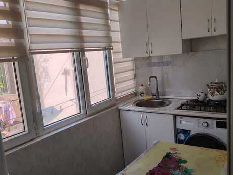 2 otaqlı köhnə tikili - Memar Əcəmi m. - 45 m²