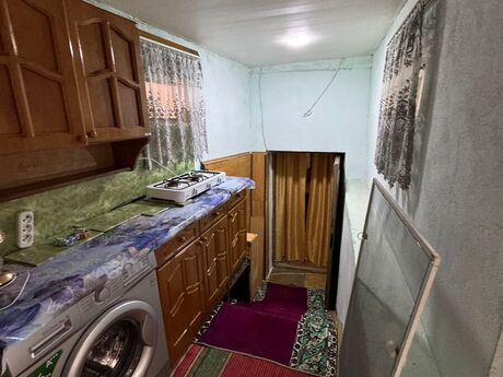 3 otaqlı həyət evi/bağ evi - Əhmədli m. - 60 m²