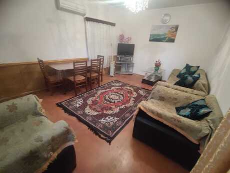 3 otaqlı həyət evi/bağ evi - Əhmədli m. - 60 m²