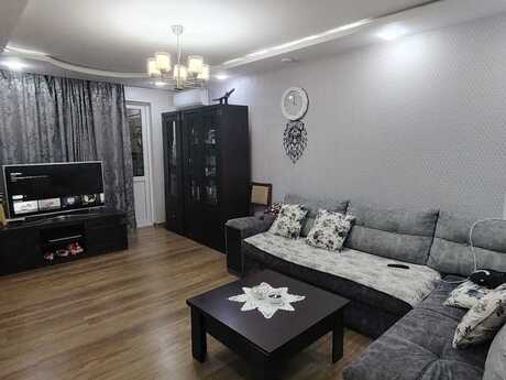 3 otaqlı köhnə tikili - Neftçilər m. - 75 m²