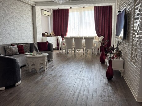4 otaqlı yeni tikili - Şah İsmayıl Xətai m. - 204 m²